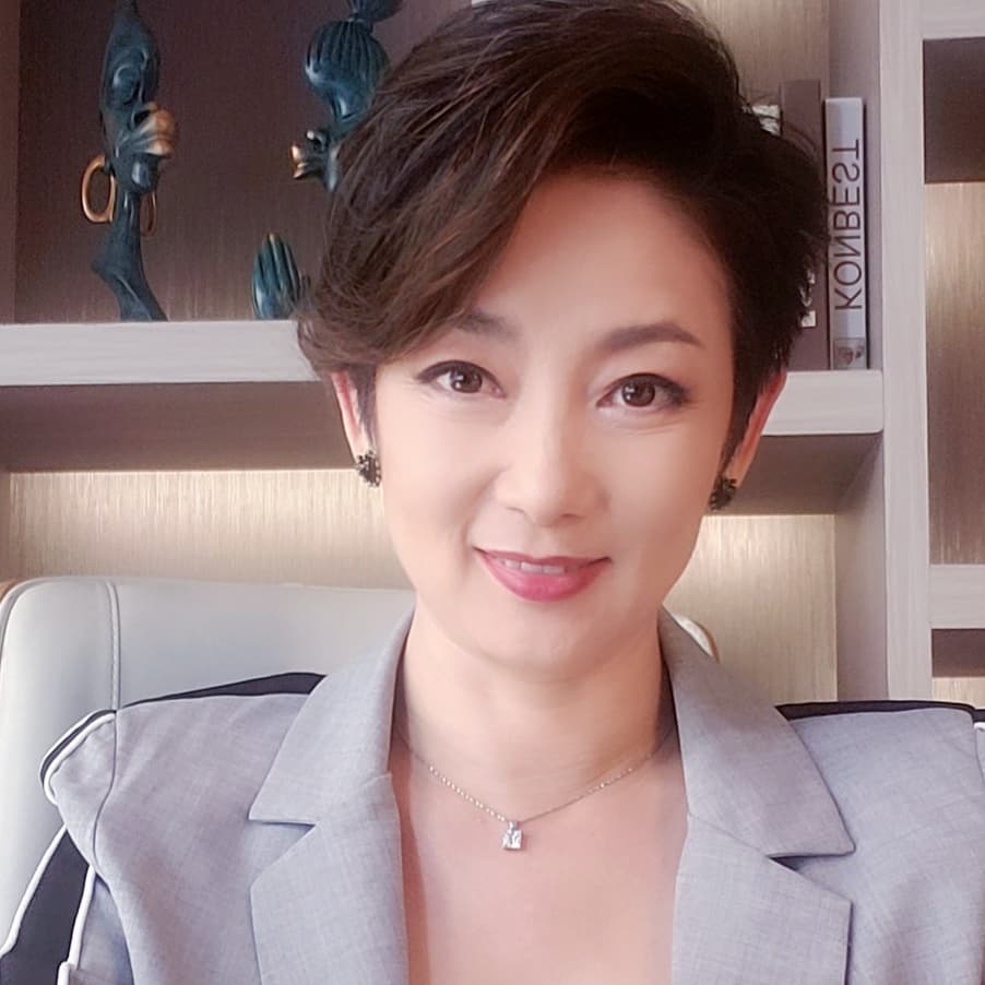 90年代初,王綺琴逐漸淡出香港娛樂圈。