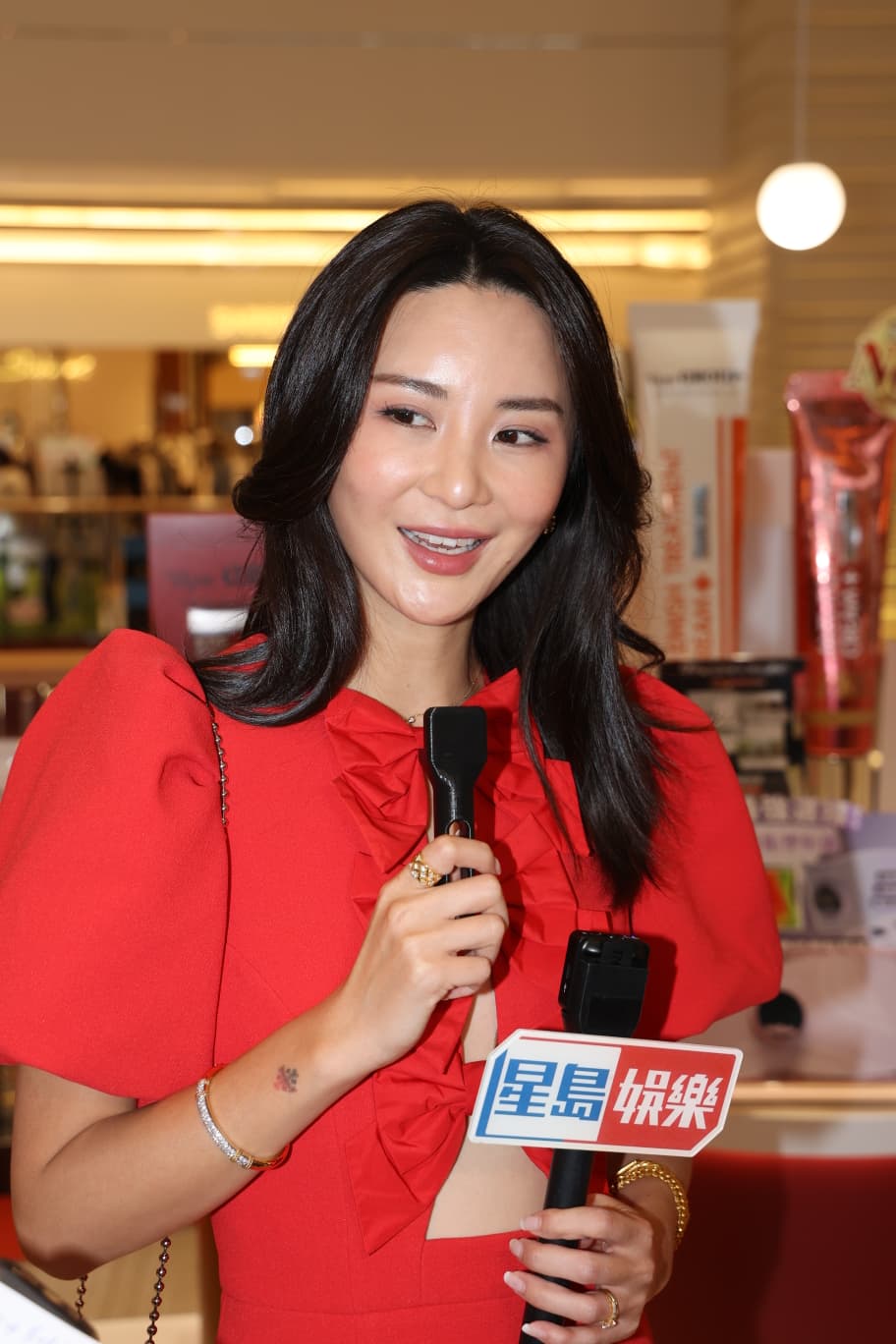 裕美坦言近期專注生意，難免忽略了男友林作。