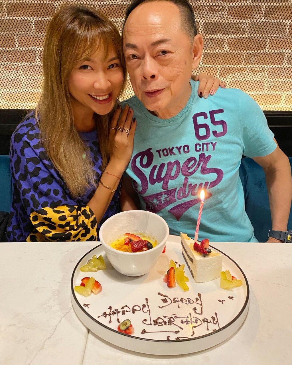 羅苡之是羅樂林與第二任妻子陳寶儀所生的女兒。