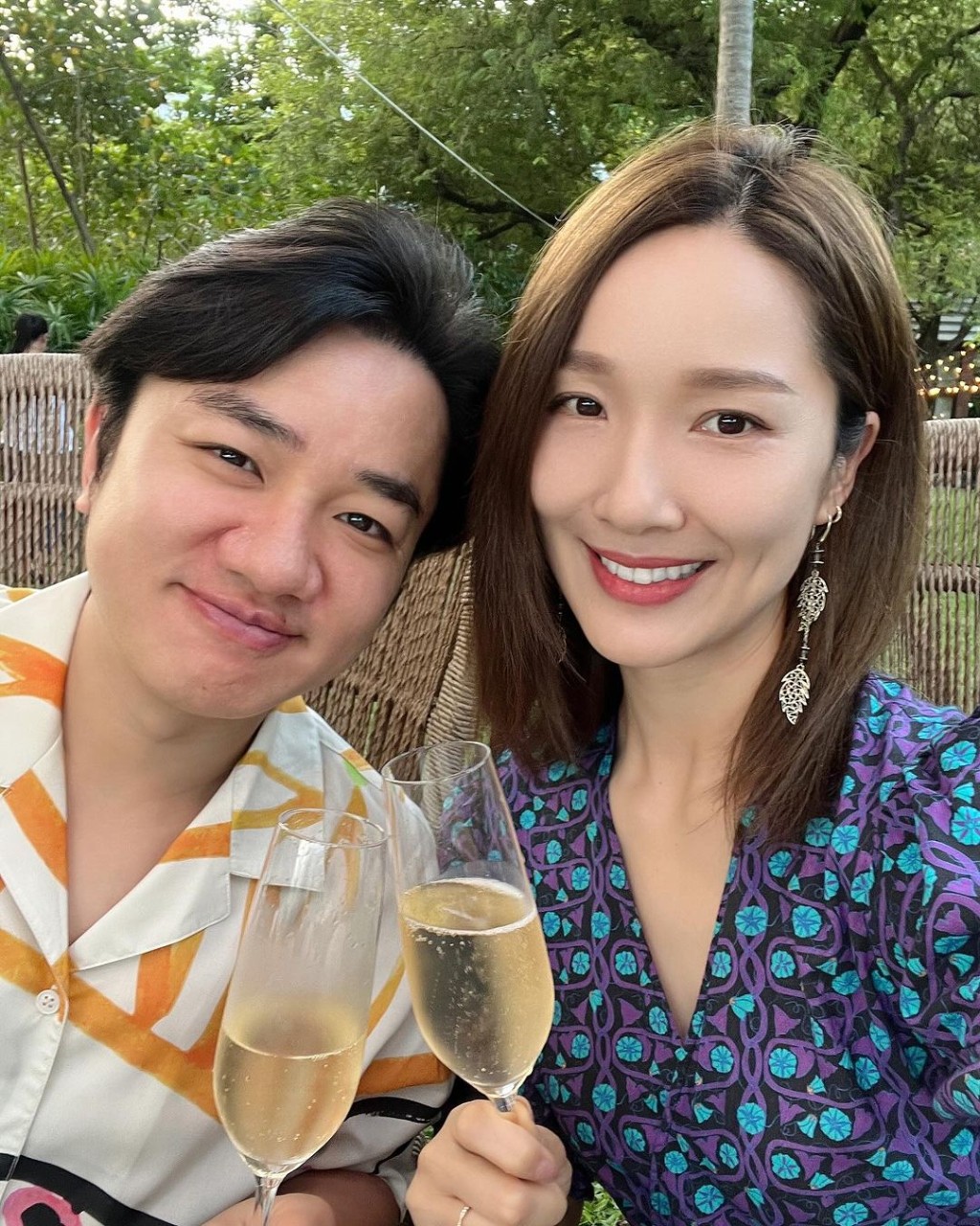 王祖藍與李亞男婚後育有兩名女兒,組成四口之家。