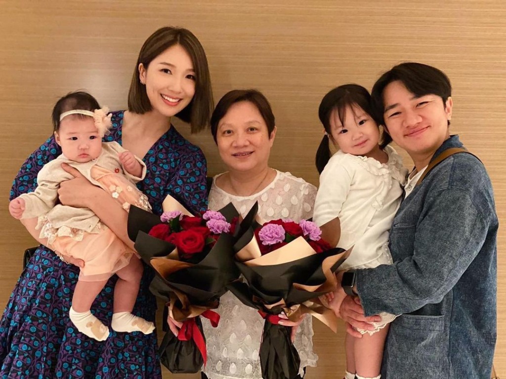 王祖藍夫婦不時在社交媒體分享溫馨的家庭照。