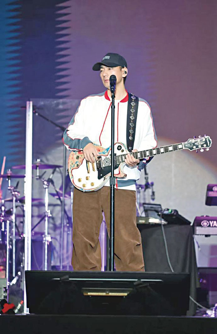海來阿木在美國舉辦巡演。網上圖片