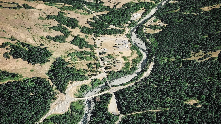 北加小鎮布里奇維爾將再度掛牌出售。Google Earth