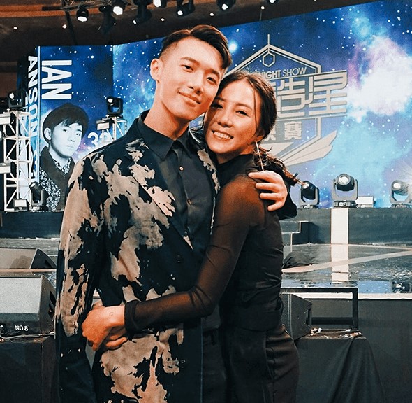 邱士縉與女友李炘頤已交往九年。