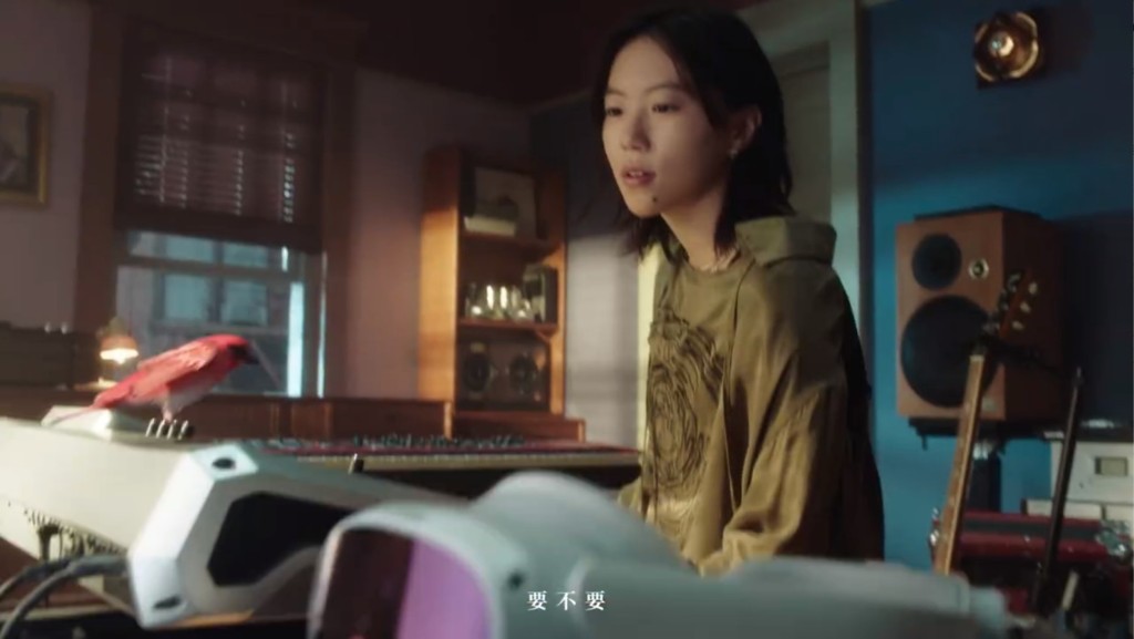 竇靖童遺傳了父母的優美聲線及創作才華。