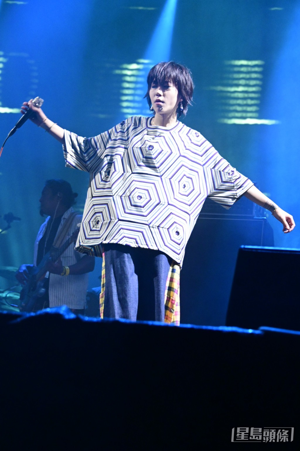 王菲大女竇靖童曾於中環海濱的「Clockenflap」音樂節演出。