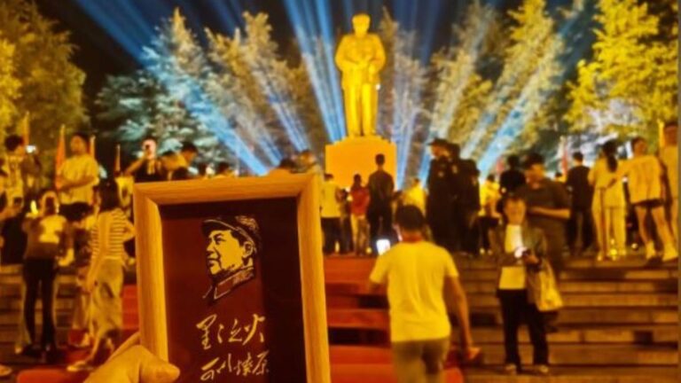 毛澤東逝世50周年 各地民眾自發前往韶山及北京紀念