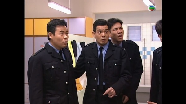 韋家雄曾於2010年離開TVB，期間一度轉行從商。