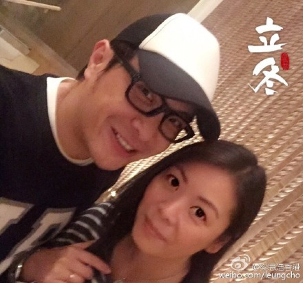 韋家雄的妹妹是電視台監製。