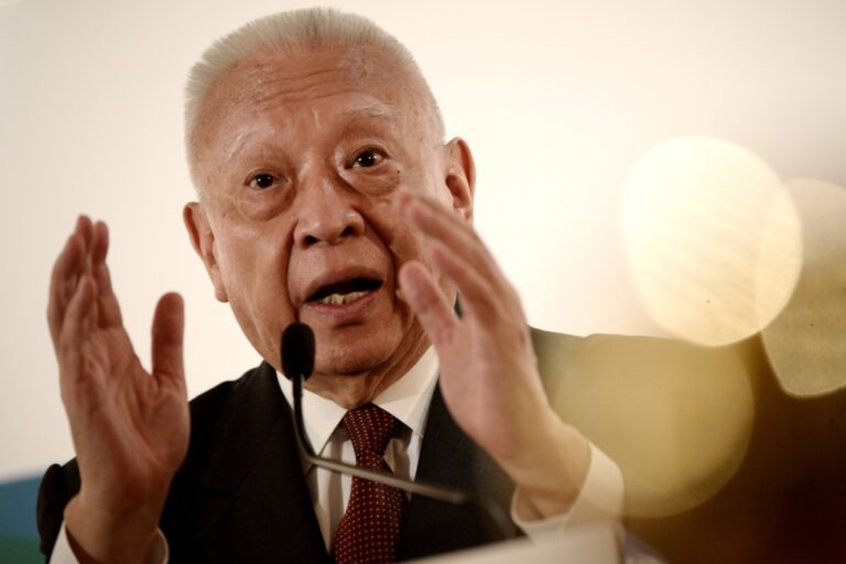信和主席黃永光悼念董建華 憶共事啟發 讚揚睿智仁厚