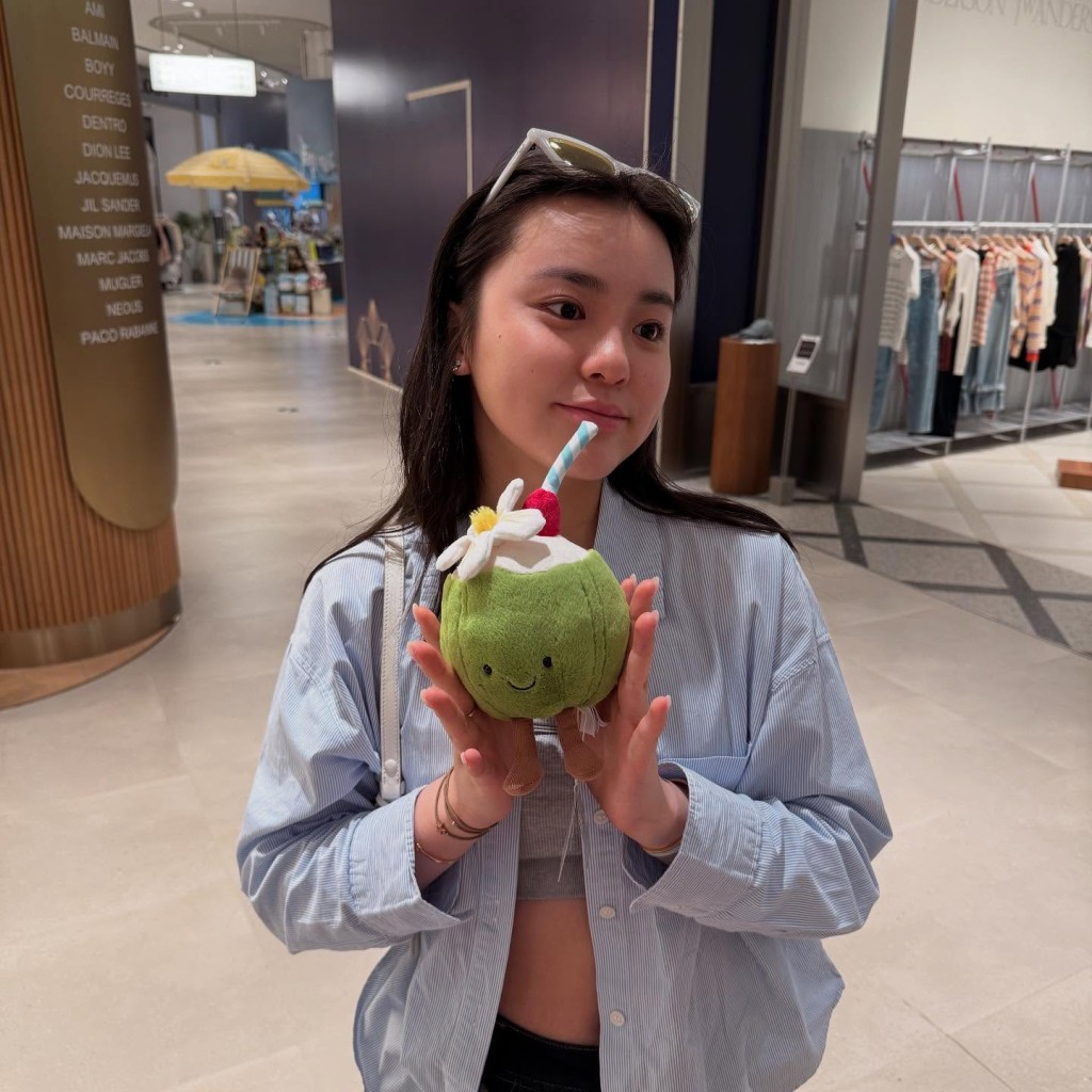 姚焯菲去年與李克勤兒子李立仁開學不久便成為好友。