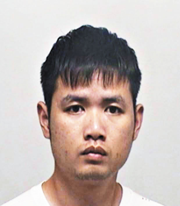紐約28歲的華男鄭謙林（Qianlin Zheng，音譯）涉及詐騙案，被康州警方逮捕。康州警局