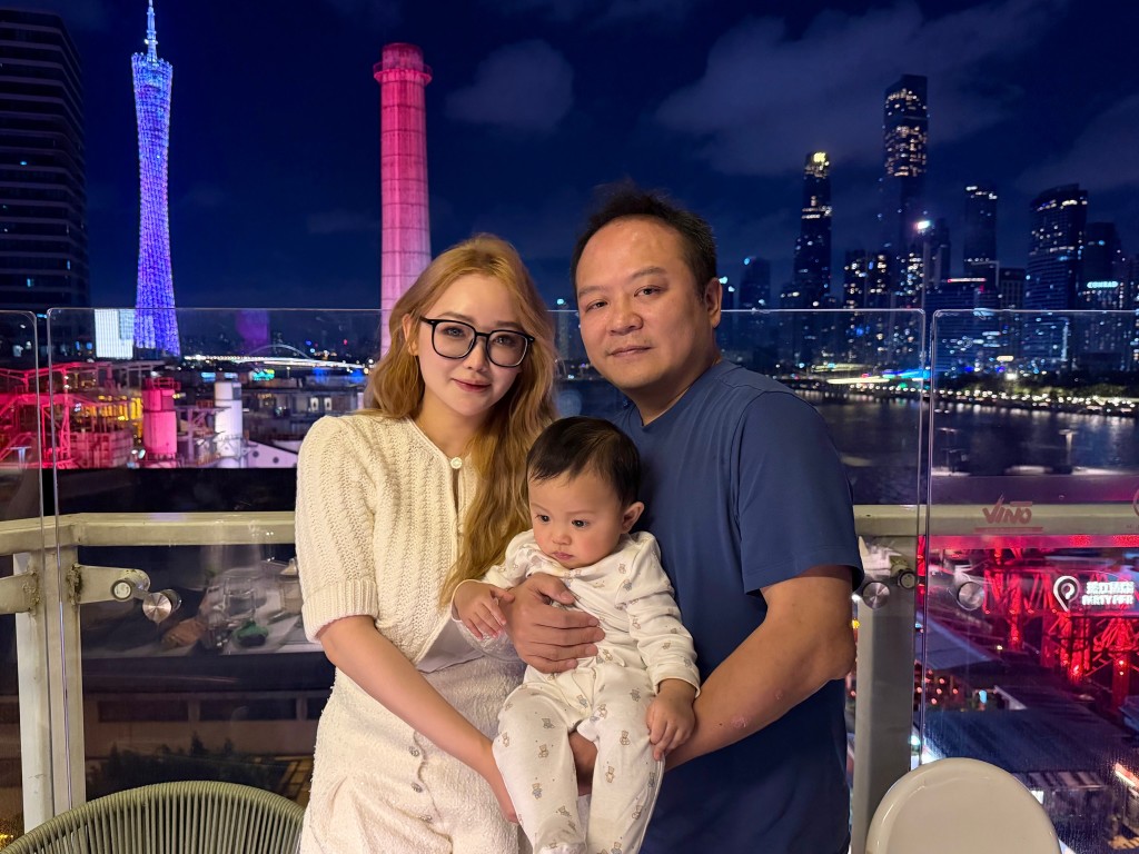 程美段與圈外丈夫育有一名兒子。