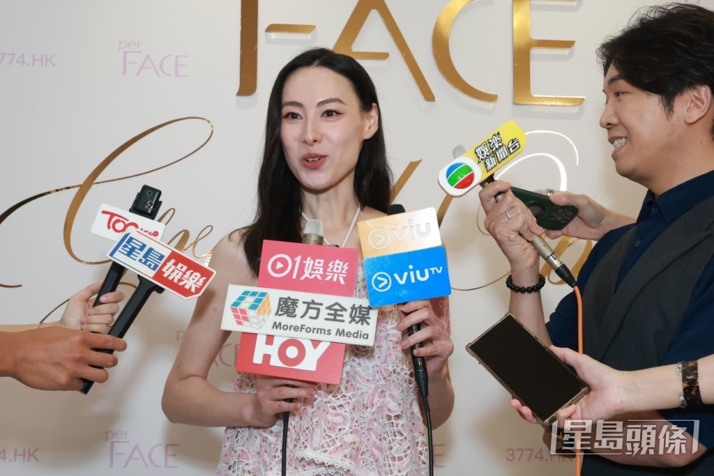 她笑言這趟法國之旅感覺似放假多過工作。