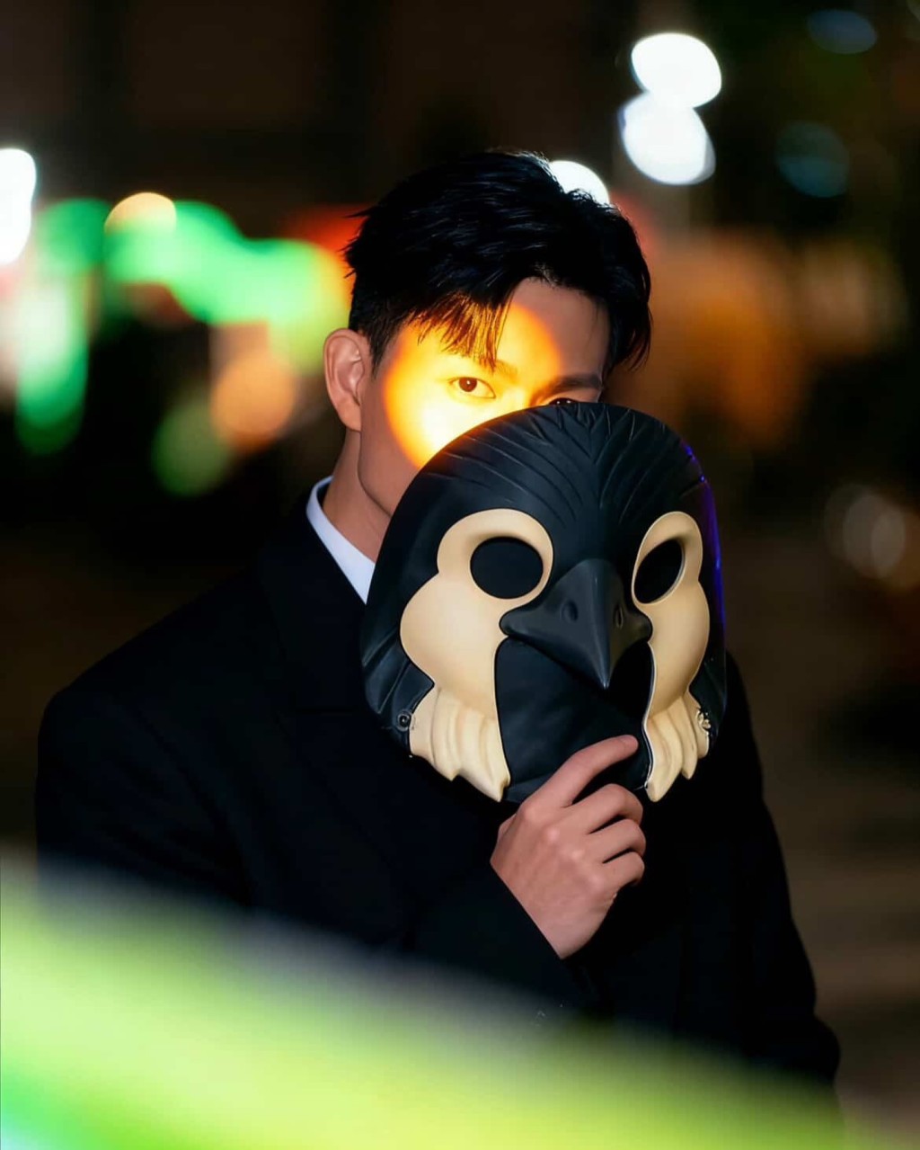 周志康以「企鵝人」造型參加《中年好聲音4》。