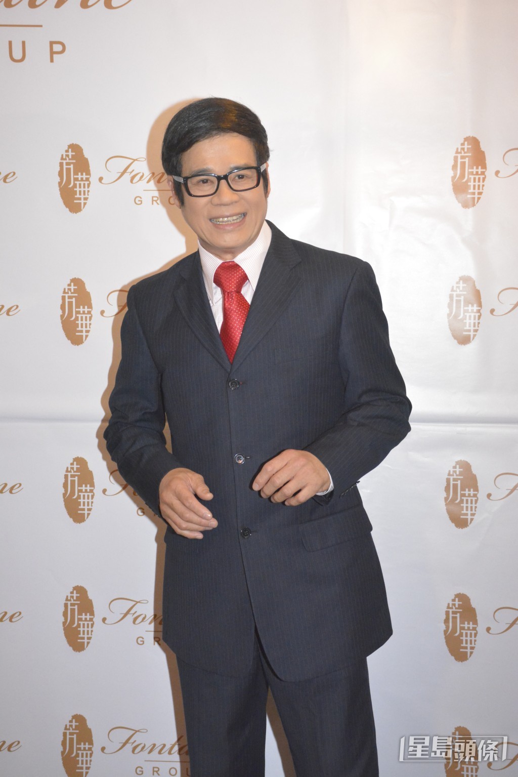 安德尊身家豐厚，在元朗擁有地皮。