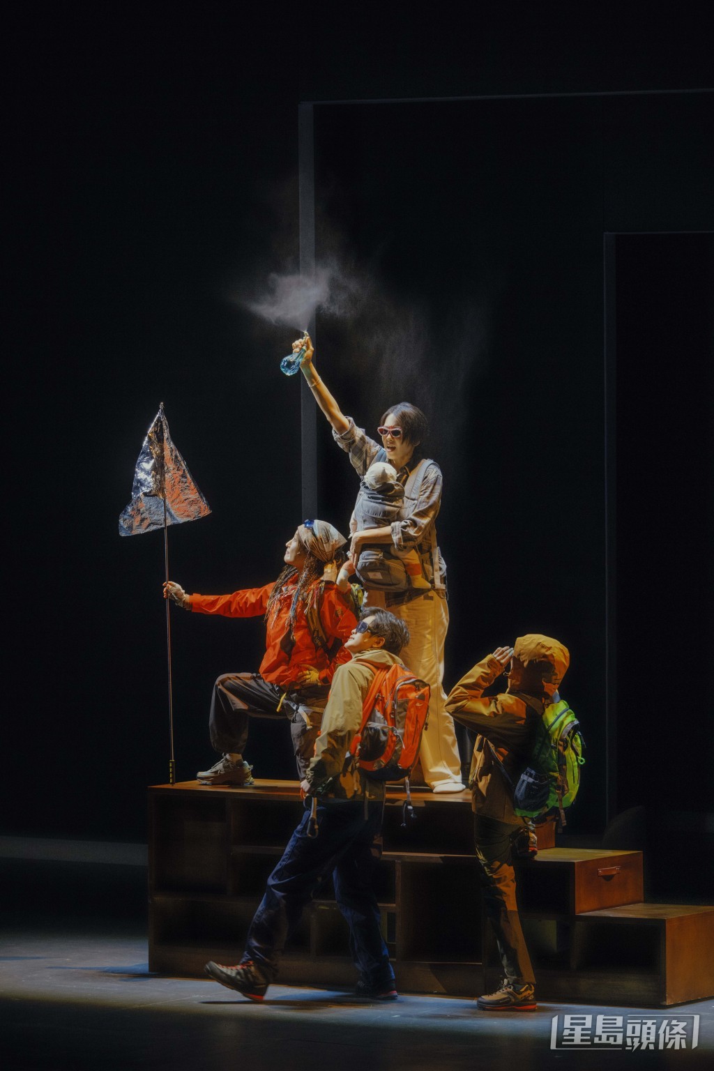 她參演的話劇《我們成為的她》,改編自韓國小說《82年生的金智英》。