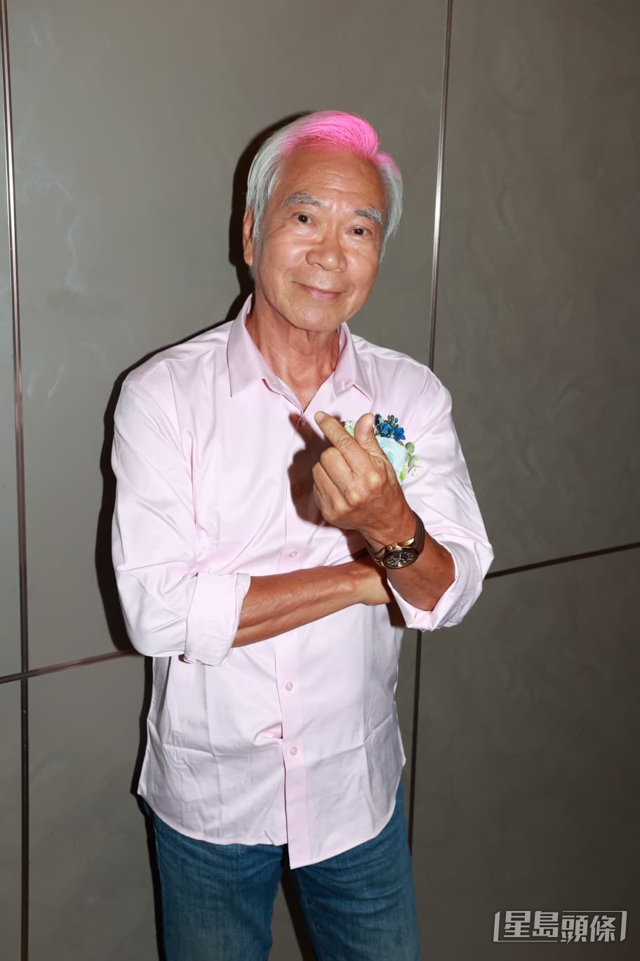 基哥身形明顯清減了不少。