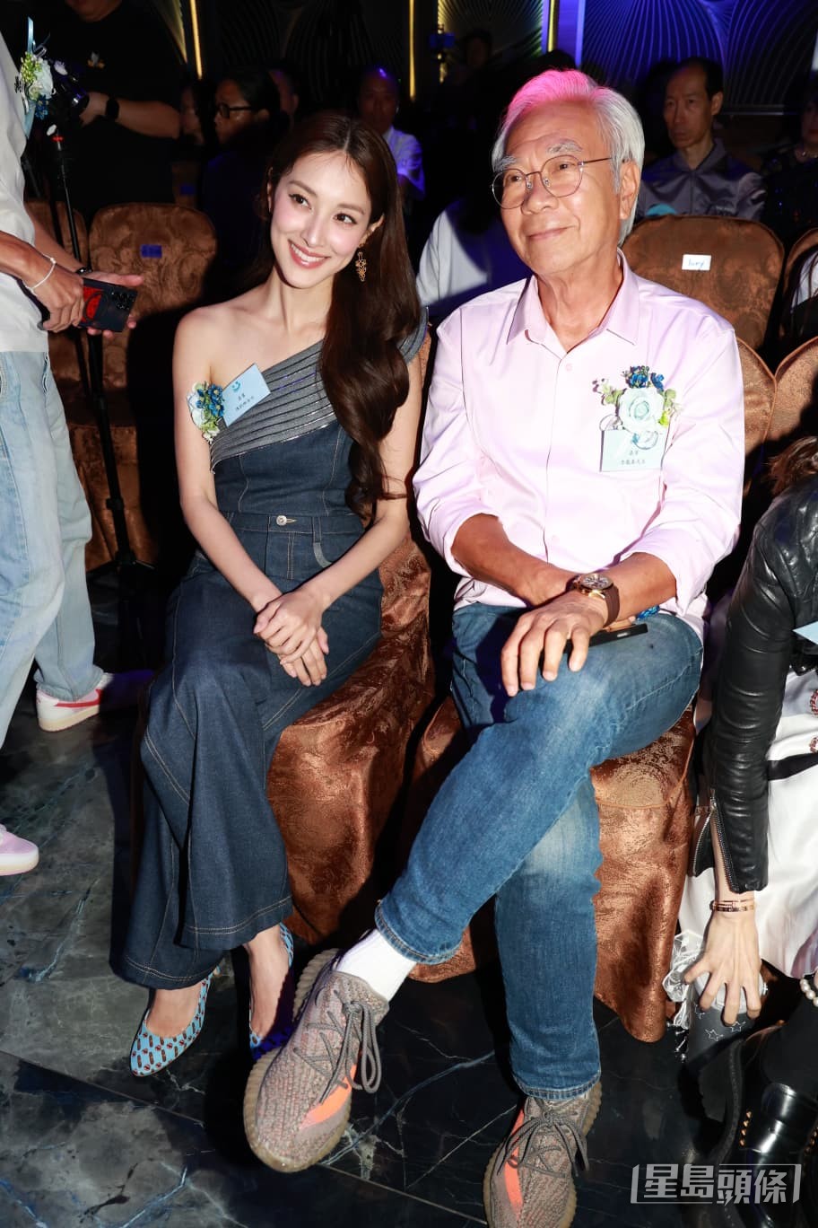 基哥與人妻陳凱琳一同合影。