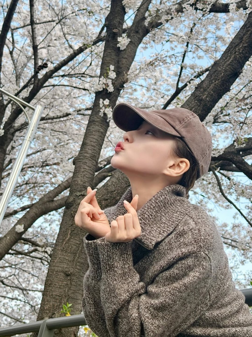 何超蓮分享由老公竇驍拍攝的照片。