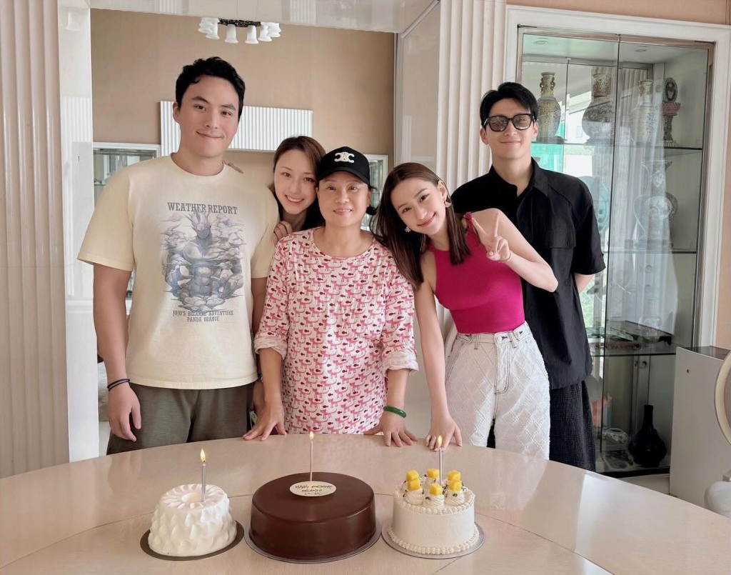 何超蓮與竇驍從戀愛到結婚,新聞不斷。