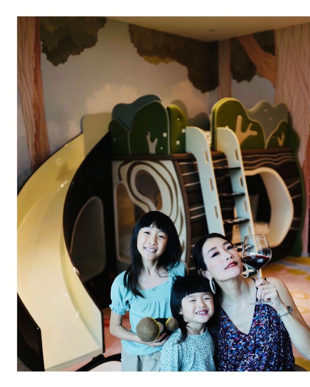 帶女兒到長隆野生動物園遊玩。