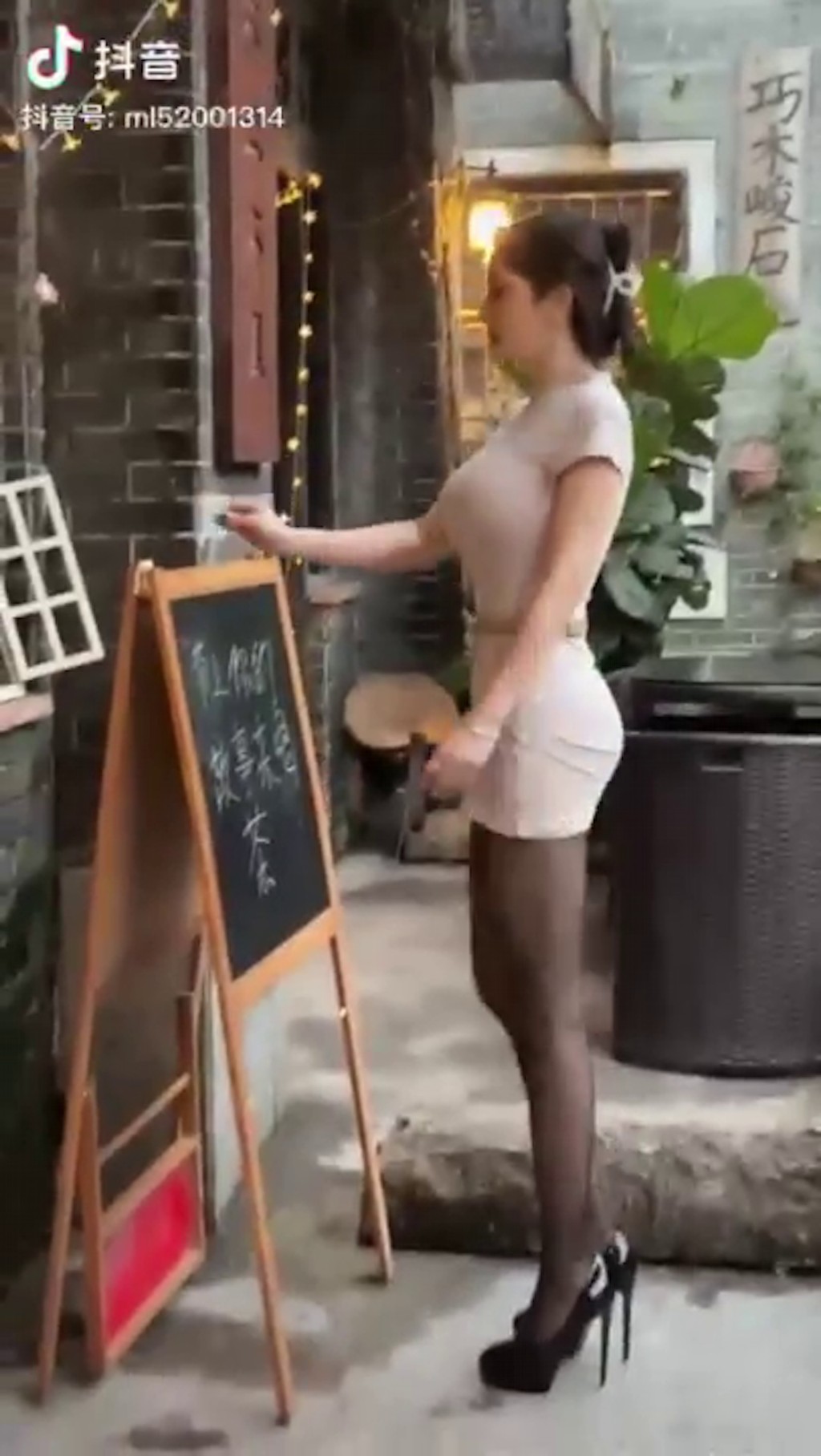 馬荔與雷宇揚育有一名兒子。