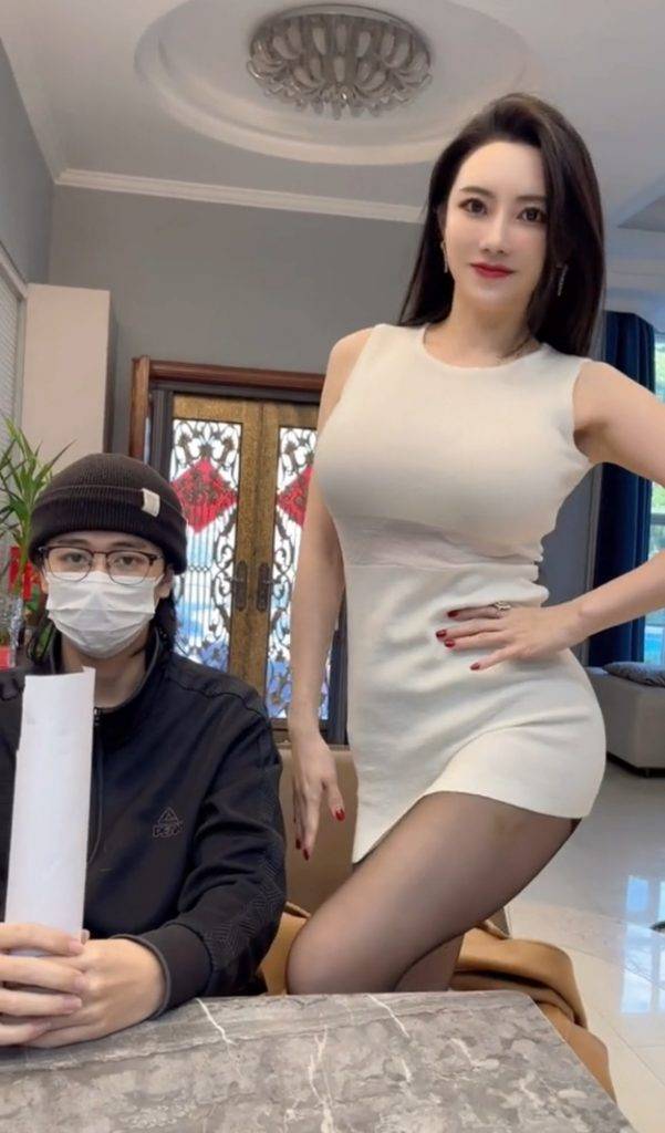 馬荔向弟弟表示「冇姐夫」,引發婚變猜測。