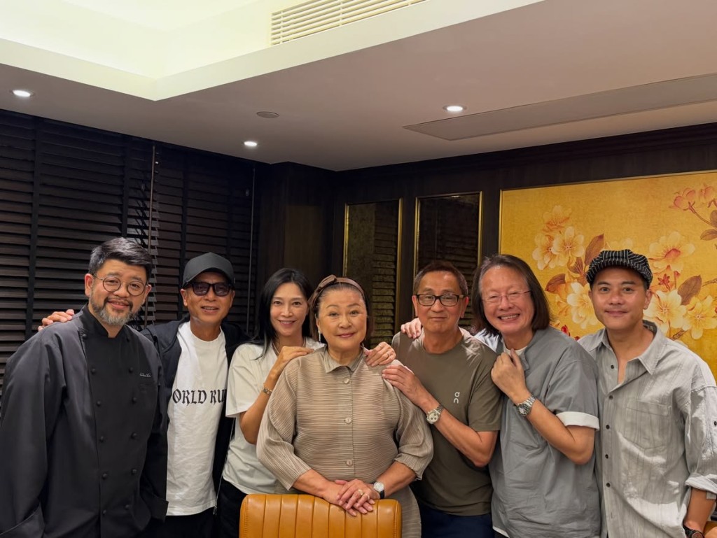 李克勤的太太盧淑儀當晚亦有出席聚會。