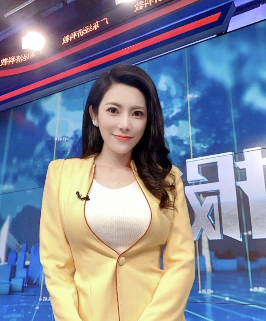 雷宇揚太太馬荔在內地從事主播工作。