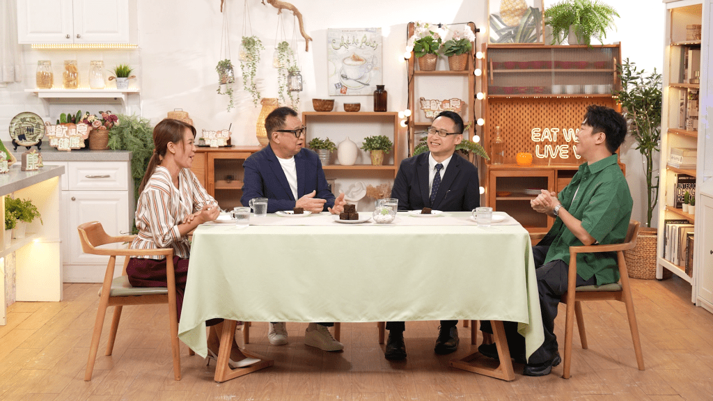 許紹雄在接受手術後受訪，當時精神飽滿，中氣十足。