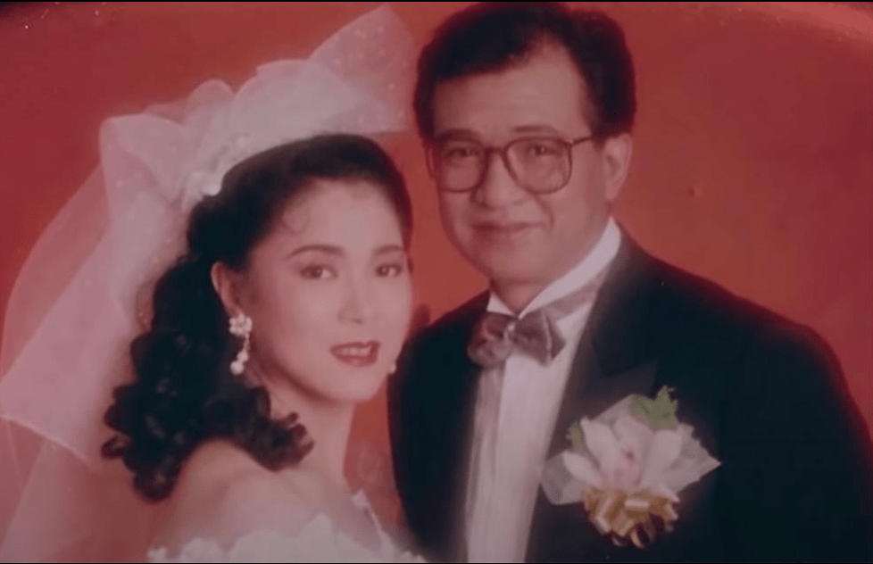 許紹雄與太太龍嬿而因朋友聚會結緣，拍拖約七年後於1992年共諧連理。