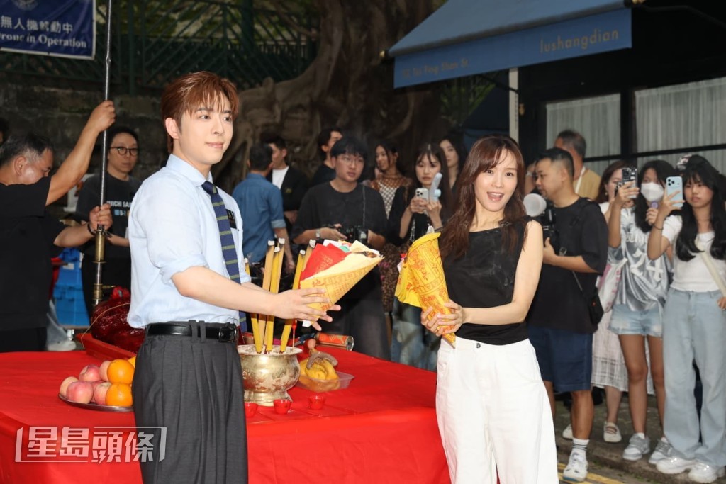 他表示劇集已開工兩星期，雖然是首次與李佳芯合作，但過程相當順利。