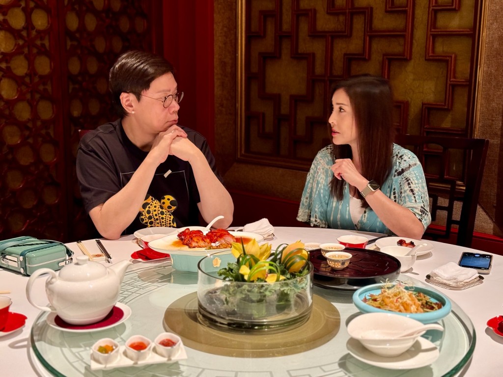 陳志雲與李婉華合作主持網上頻道節目「陳李聯FUN」。