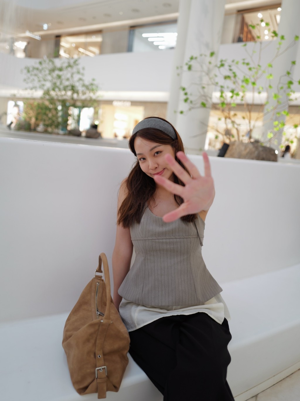 俞可程家姐同樣是位美女。