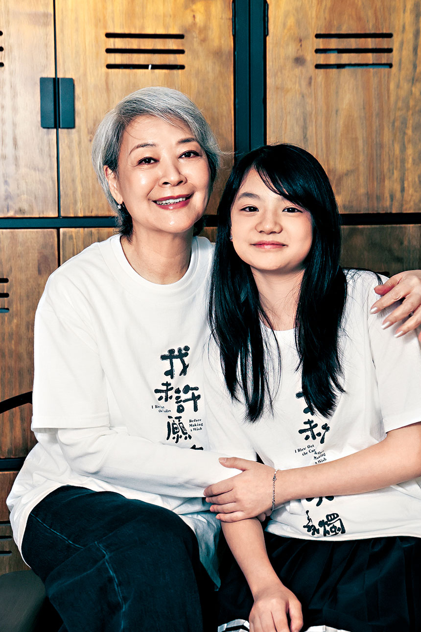 梅靜妍說從金姐身上學到很多，金姐亦大讚她很有演戲天分。