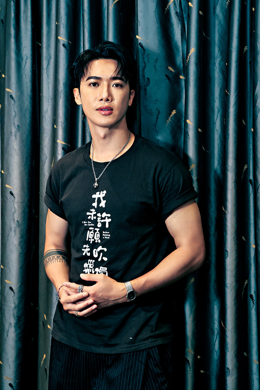 為演繹一場校內吸煙戲，原本唔識食煙的Stanley不惜在家中苦練。
