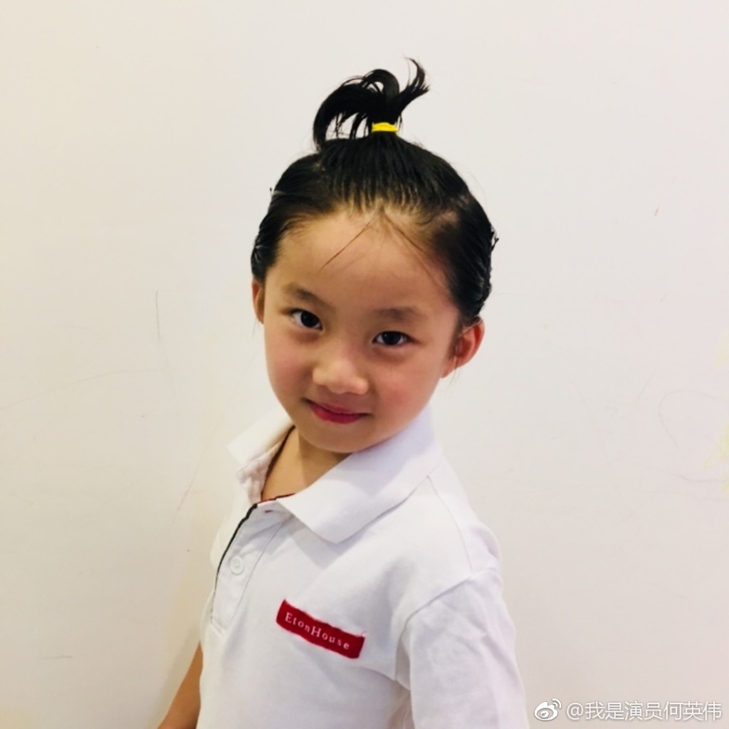 何英偉透露兩名兒子在香港出生。