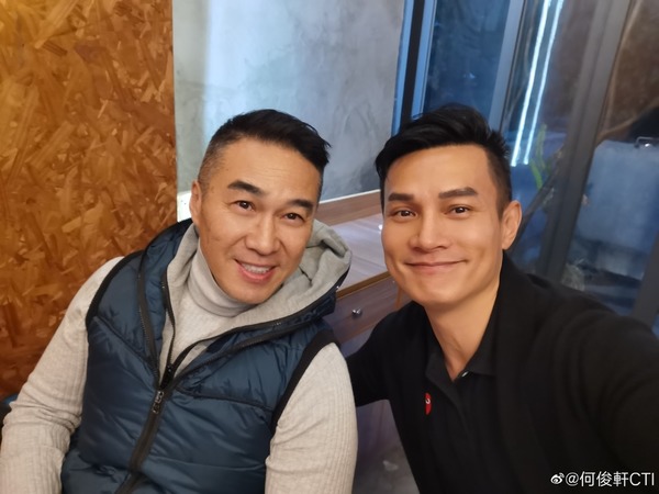 何英偉在內地發展事業。