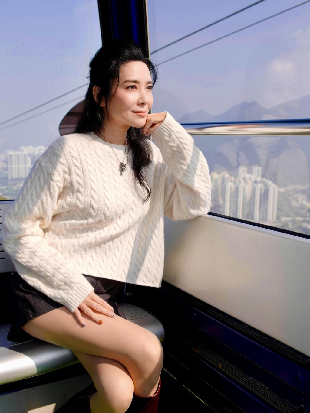 郭羨妮曾與溫兆倫、陶大宇等男星傳出戀情。