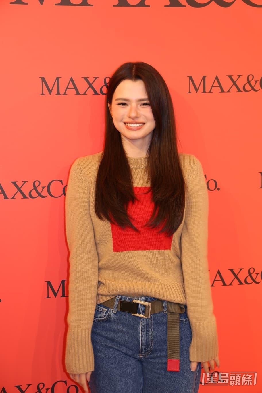 泰國女星Rebecca Armstrong(Becky)憑藉泰劇《粉紅理論》人氣高企。