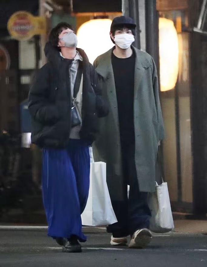 夏帆於2022年被傳出與搖滾樂隊Kuroneko Chelsea主音渡邊大知秘密交往。