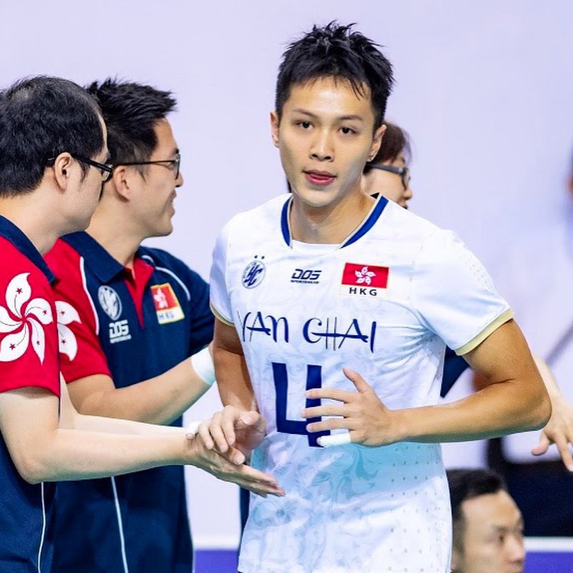 李爾晨過去是香港甲一組別的男子排球運動員。