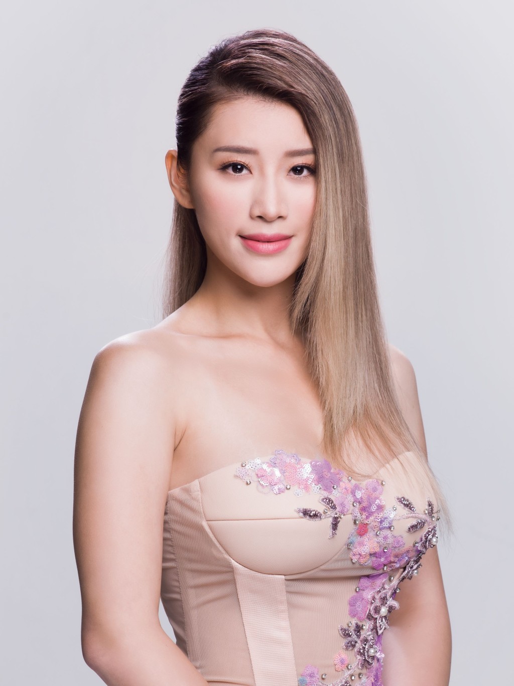 郭珮文經常展示身材，未知這會否令網民對她的新鮮感減退。
