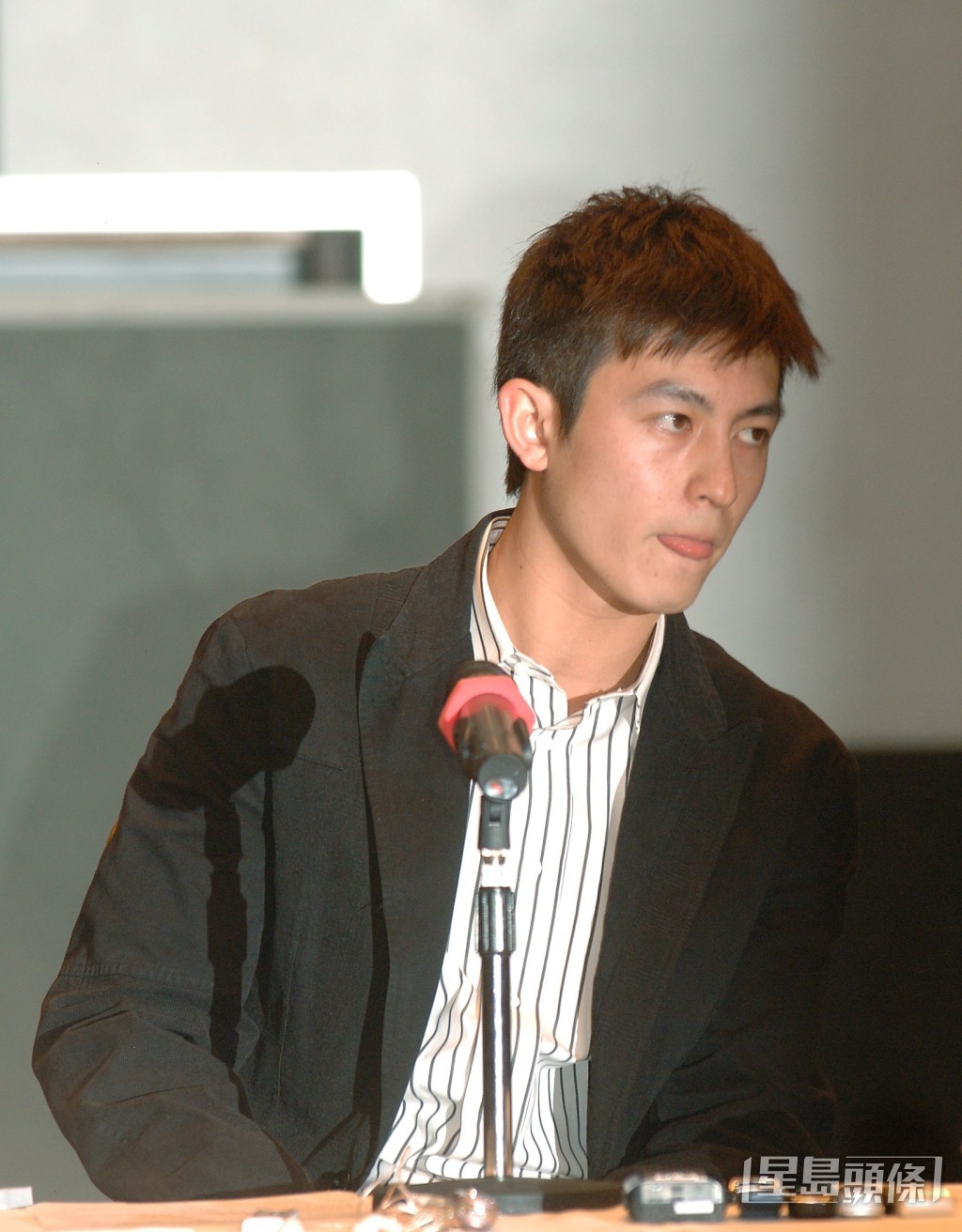 陳冠希於2008年宣布無限期退出香港娛樂圈。