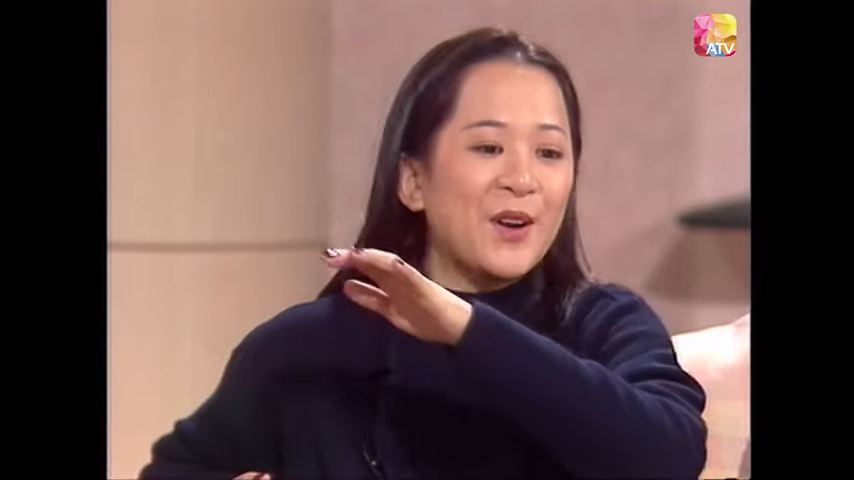 鄧小艾最終對娛樂圈失去興趣。