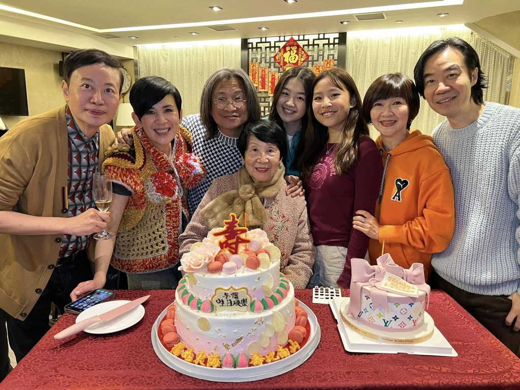 吳君祥一家的感情非常融洽。