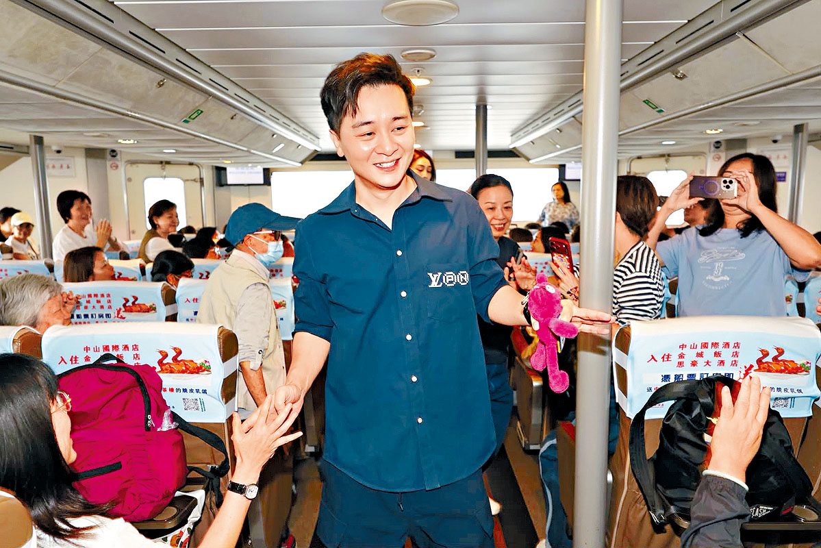 譚輝智親自帶領逾600位粉絲，展開一連兩日精彩旅程。