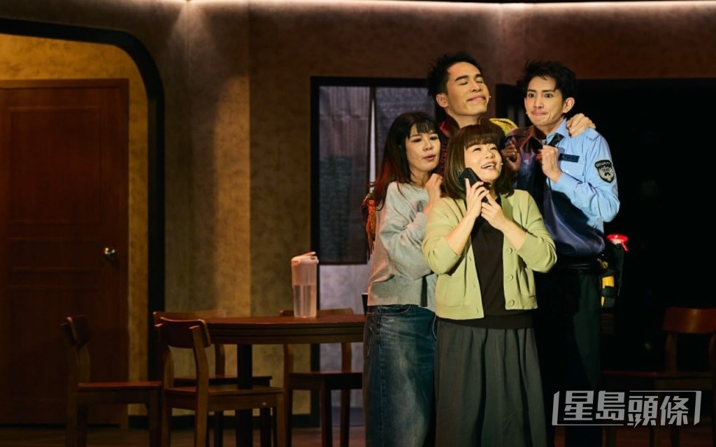 《關於那隻龜回魂的故事》劇情講述一隻老龜在回魂夜以奇幻方式,幫助家人療癒創傷與誤解。