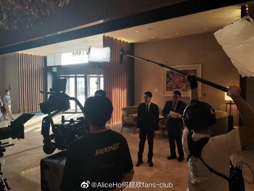 何猷亨為這部電影特別參與演出。